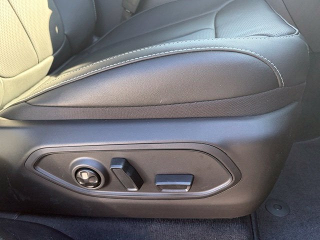 2027 Jeep Grand Cherokee GRAND CHEROKEE L LIMITED RESERVE 4X4