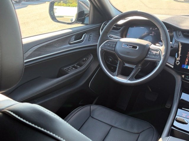 2027 Jeep Grand Cherokee GRAND CHEROKEE L LIMITED RESERVE 4X4