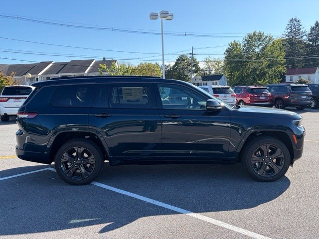 2027 Jeep Grand Cherokee GRAND CHEROKEE L LIMITED RESERVE 4X4