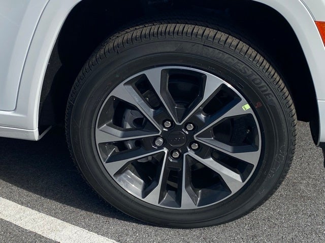 2025 Jeep Grand Cherokee GRAND CHEROKEE L OVERLAND 4X4