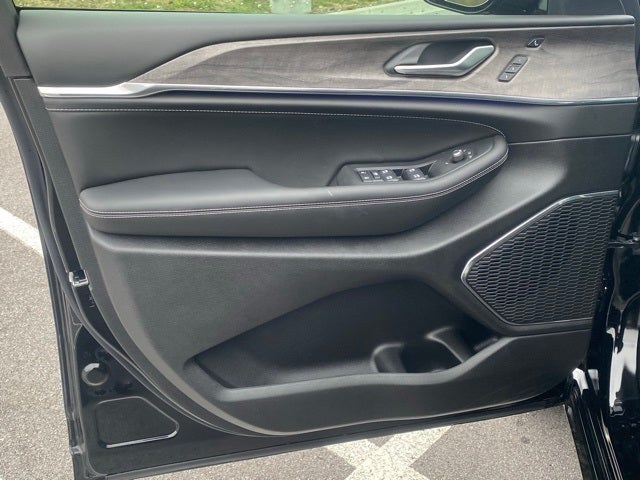 2025 Jeep Grand Cherokee GRAND CHEROKEE L OVERLAND 4X4