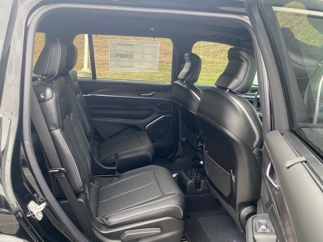 2025 Jeep Grand Cherokee GRAND CHEROKEE L OVERLAND 4X4