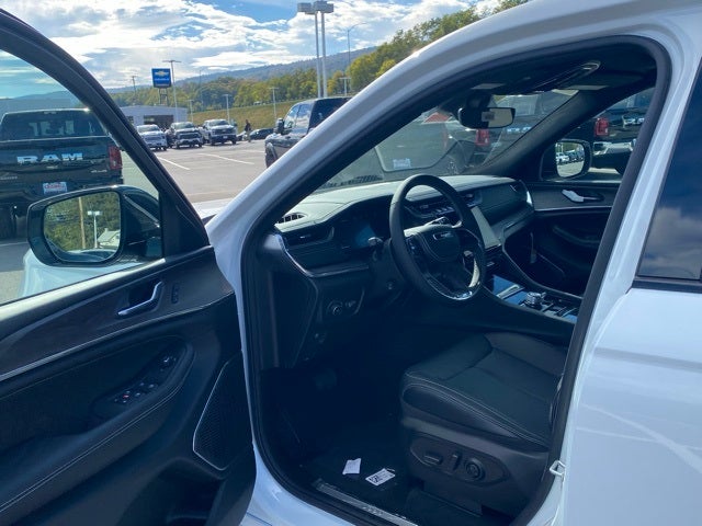 2025 Jeep Grand Cherokee GRAND CHEROKEE L OVERLAND 4X4