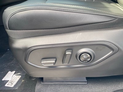 2025 Jeep Grand Cherokee GRAND CHEROKEE L OVERLAND 4X4