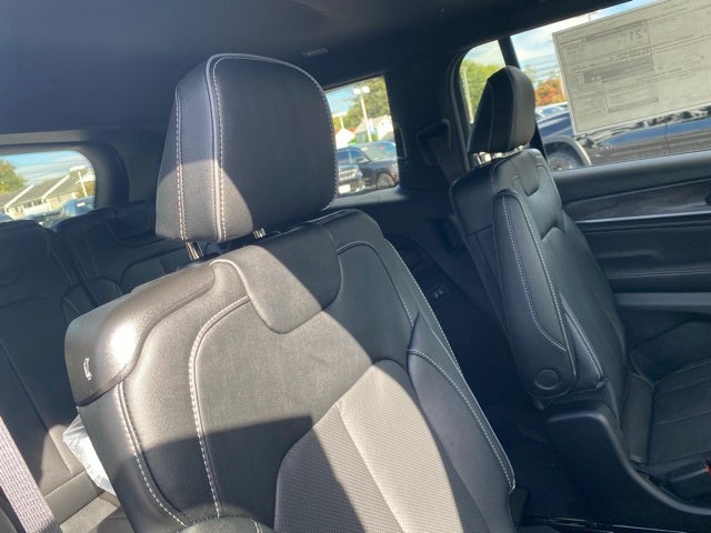 2025 Jeep Grand Cherokee GRAND CHEROKEE L OVERLAND 4X4