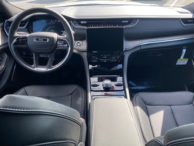 2025 Jeep Grand Cherokee GRAND CHEROKEE L OVERLAND 4X4