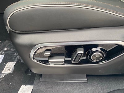 2025 Jeep Grand Cherokee GRAND CHEROKEE L SUMMIT RESERVE 4X4