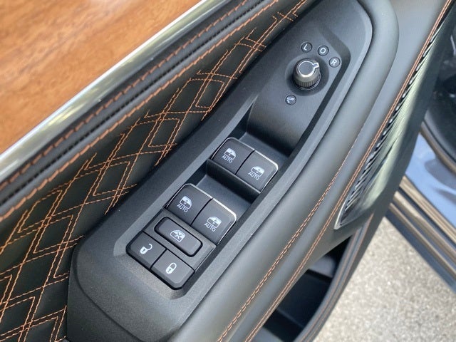 2025 Jeep Grand Cherokee GRAND CHEROKEE L SUMMIT RESERVE 4X4