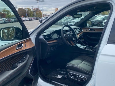 2025 Jeep Grand Cherokee GRAND CHEROKEE L SUMMIT RESERVE 4X4