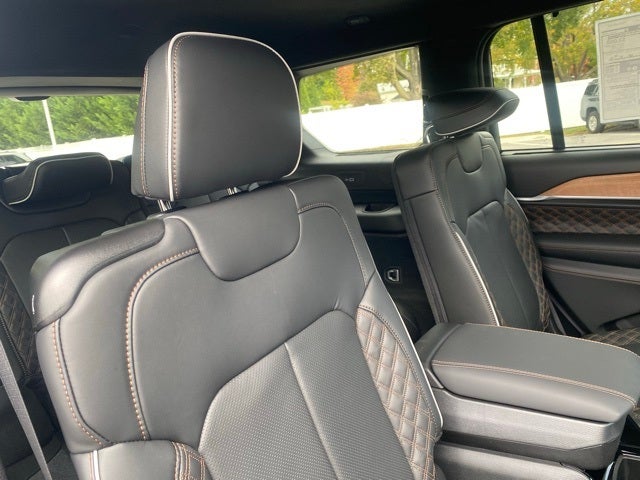 2025 Jeep Grand Cherokee GRAND CHEROKEE L SUMMIT RESERVE 4X4