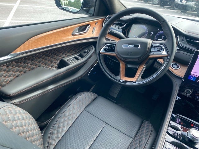 2025 Jeep Grand Cherokee GRAND CHEROKEE L SUMMIT RESERVE 4X4