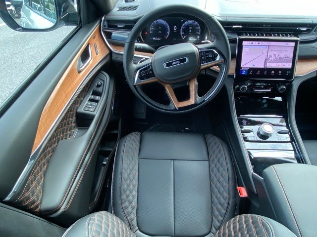 2025 Jeep Grand Cherokee GRAND CHEROKEE L SUMMIT RESERVE 4X4