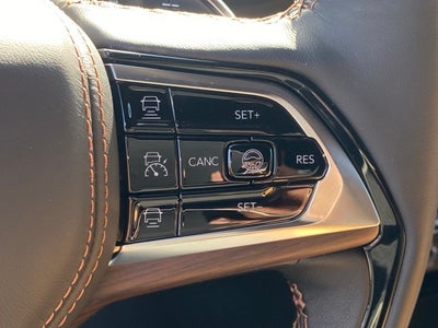 2025 Jeep Grand Cherokee GRAND CHEROKEE L SUMMIT 4X4