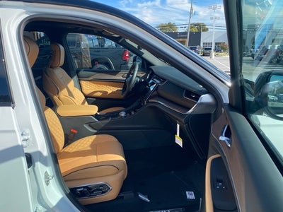 2025 Jeep Grand Cherokee GRAND CHEROKEE L SUMMIT 4X4