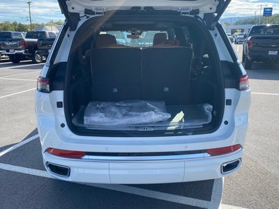 2025 Jeep Grand Cherokee GRAND CHEROKEE L SUMMIT 4X4