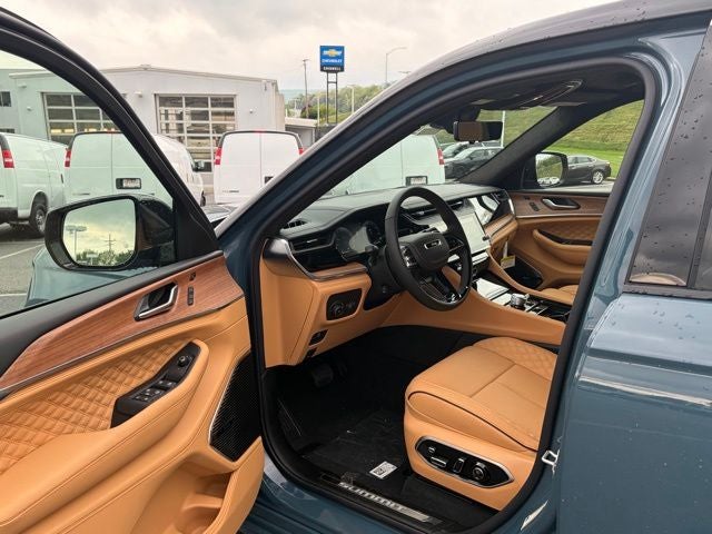 2026 Jeep Grand Cherokee GRAND CHEROKEE L SUMMIT 4X4