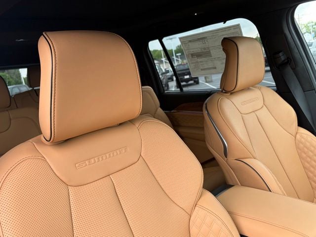 2026 Jeep Grand Cherokee GRAND CHEROKEE L SUMMIT 4X4