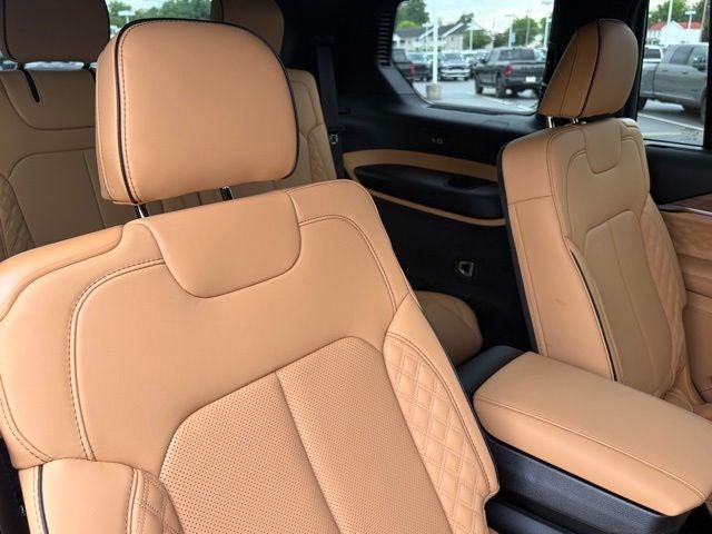 2026 Jeep Grand Cherokee GRAND CHEROKEE L SUMMIT 4X4
