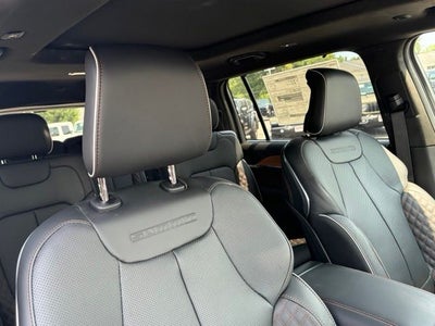 2026 Jeep Grand Cherokee GRAND CHEROKEE L SUMMIT 4X4