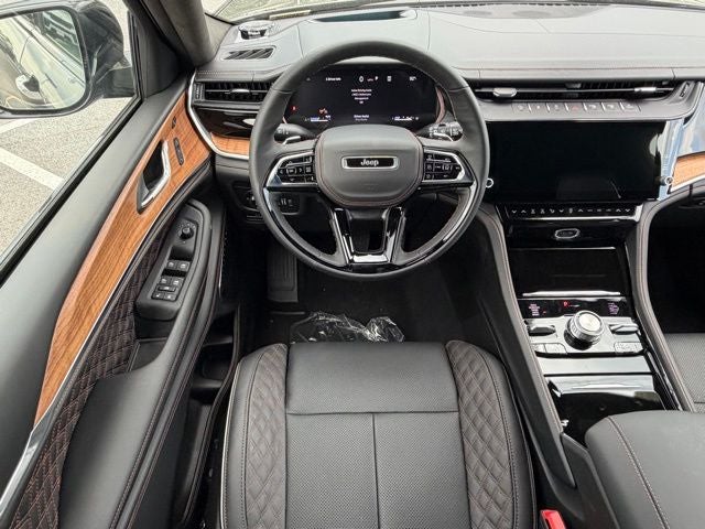 2026 Jeep Grand Cherokee GRAND CHEROKEE L SUMMIT 4X4
