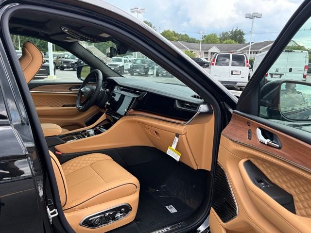 2026 Jeep Grand Cherokee GRAND CHEROKEE L SUMMIT 4X4