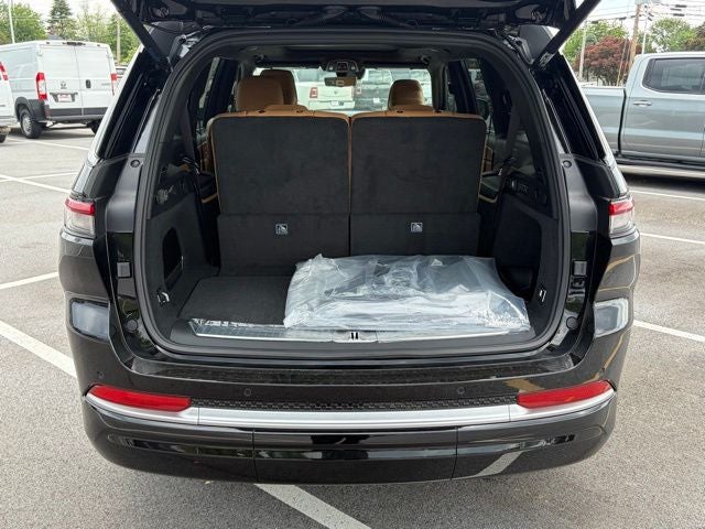 2026 Jeep Grand Cherokee GRAND CHEROKEE L SUMMIT 4X4