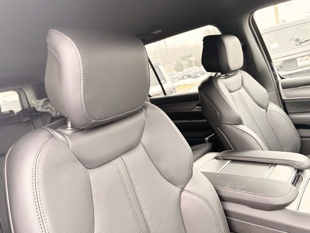 2026 Jeep Grand Wagoneer GRAND WAGONEER L LIMITED ALTITUDE 4X4