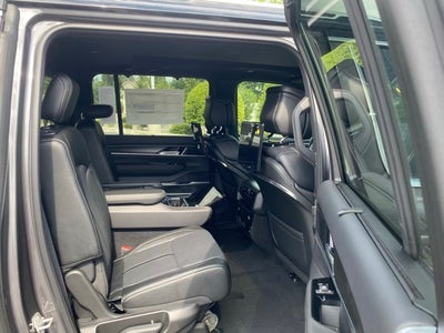 2024 Jeep Grand Wagoneer GRAND WAGONEER L 4X4