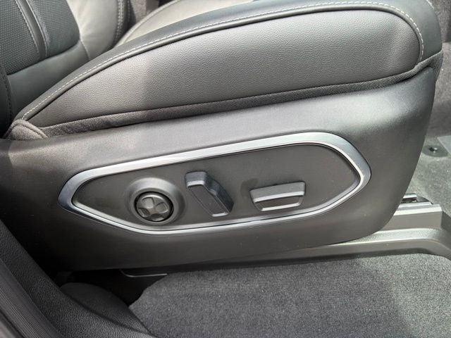 2026 Jeep Grand Wagoneer GRAND WAGONEER UPLAND 4X4