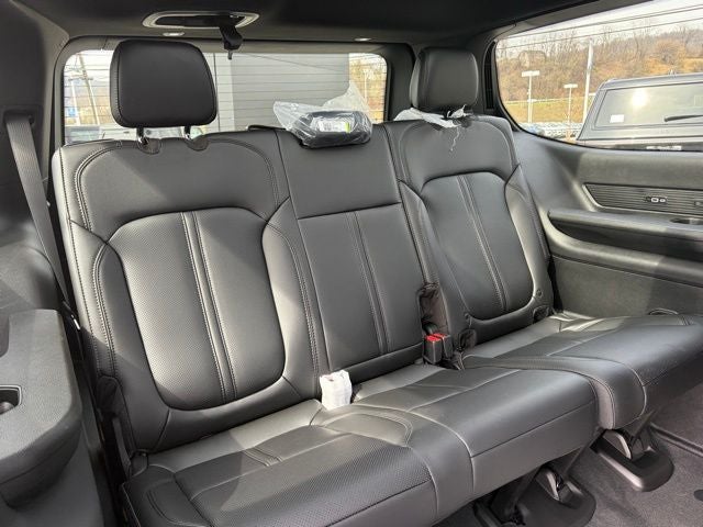 2026 Jeep Grand Wagoneer GRAND WAGONEER UPLAND 4X4