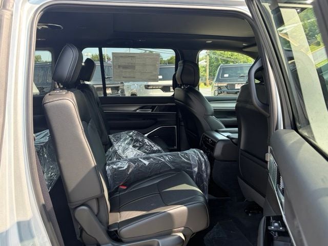 2026 Jeep Grand Wagoneer GRAND WAGONEER UPLAND 4X4