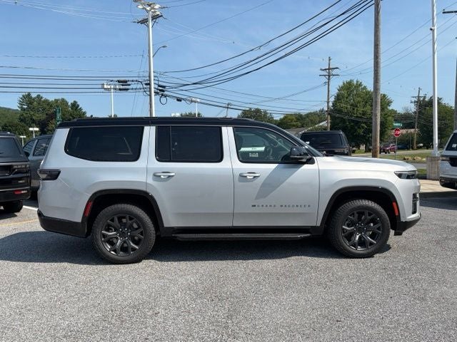 2026 Jeep Grand Wagoneer GRAND WAGONEER UPLAND 4X4