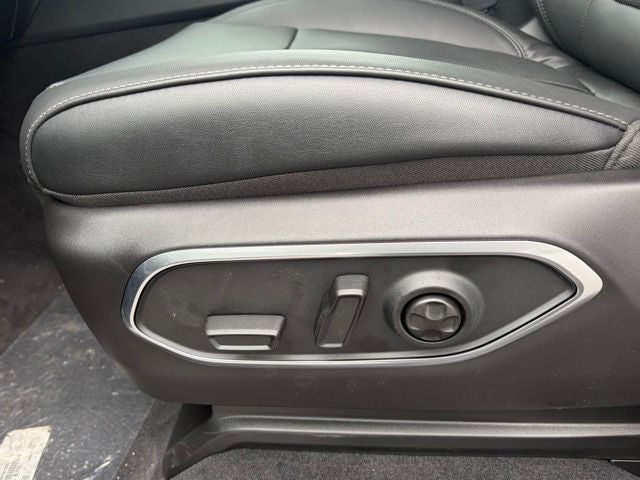 2026 Jeep Grand Wagoneer GRAND WAGONEER UPLAND 4X4