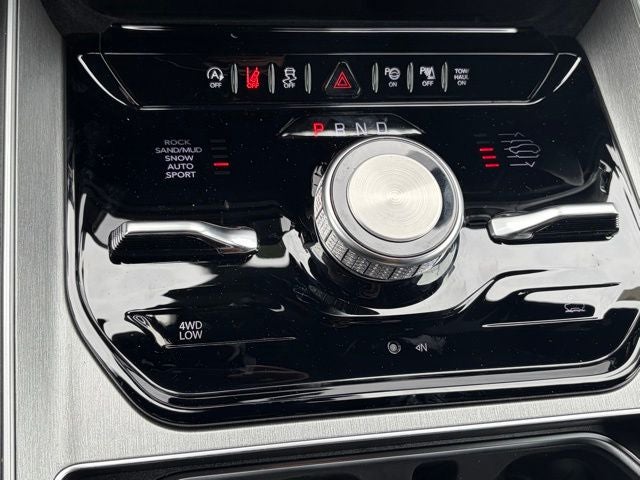2026 Jeep Grand Wagoneer GRAND WAGONEER UPLAND 4X4
