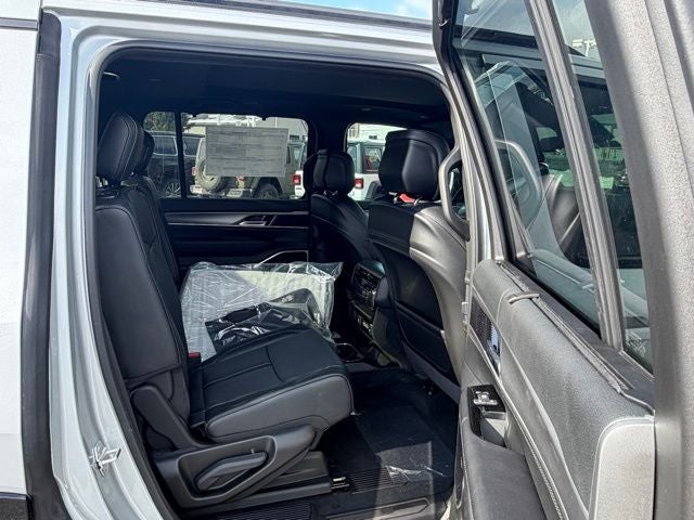 2026 Jeep Grand Wagoneer GRAND WAGONEER LIMITED RESERVE 4X4