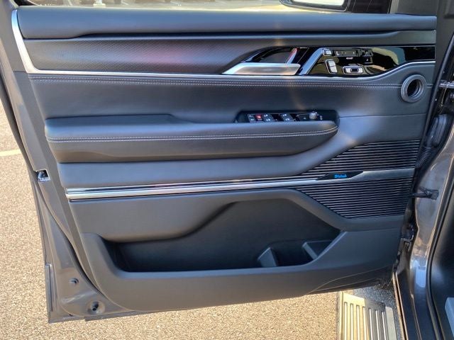 2023 Jeep Grand Wagoneer Obsidian 4x4