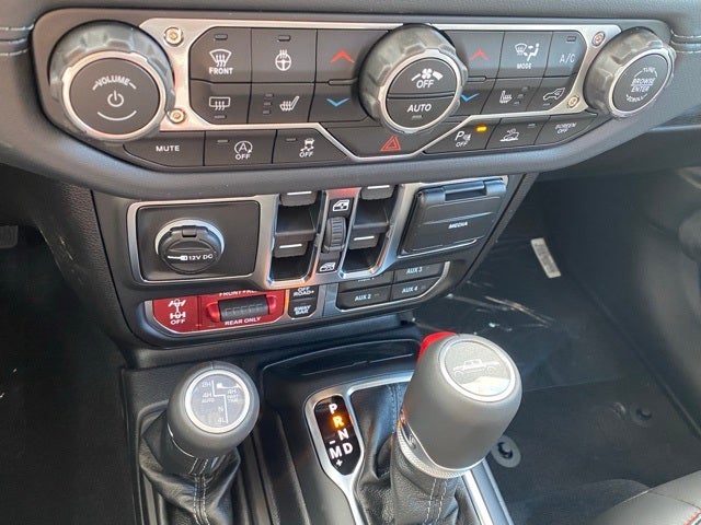 2025 Jeep Gladiator GLADIATOR RUBICON X 4X4