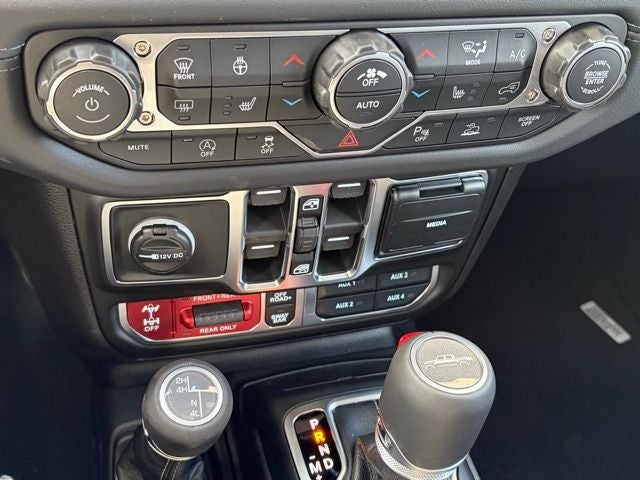 2026 Jeep Gladiator GLADIATOR SHADOW OPS 4X4