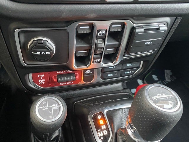 2026 Jeep Gladiator GLADIATOR MOJAVE X 4X4