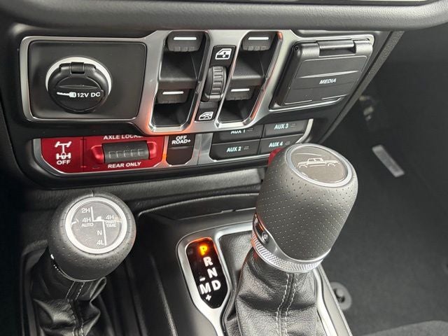 2026 Jeep Gladiator GLADIATOR MOJAVE X 4X4