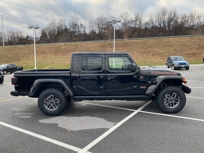 2026 Jeep Gladiator GLADIATOR MOJAVE 4X4