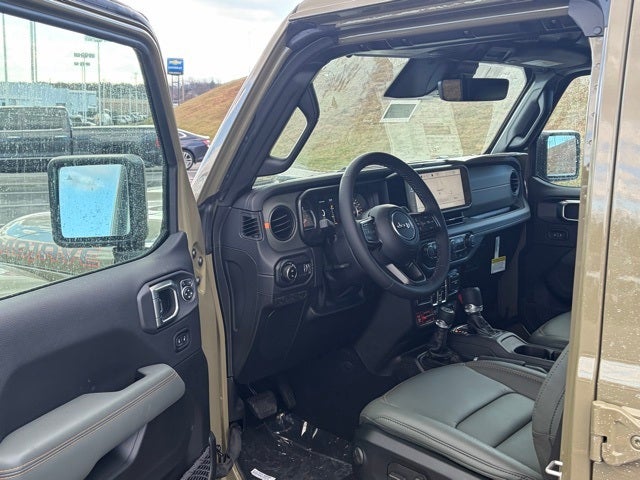 2026 Jeep Gladiator GLADIATOR MOJAVE X 4X4