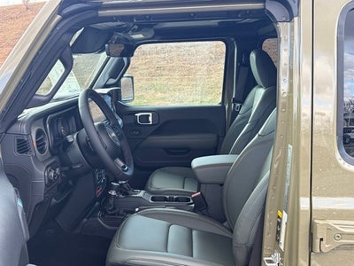 2026 Jeep Gladiator GLADIATOR MOJAVE X 4X4