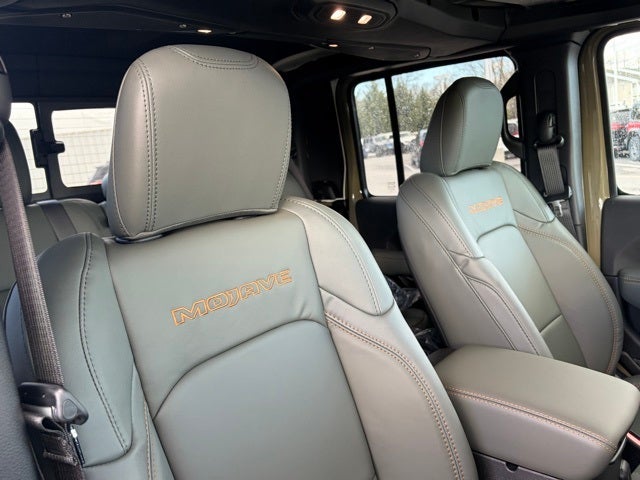 2026 Jeep Gladiator GLADIATOR MOJAVE X 4X4