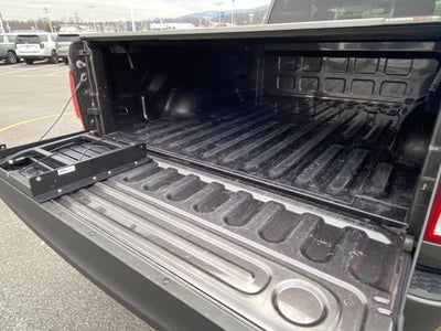 2019 RAM 1500 Classic Express Quad Cab 4x4 6'4' Box