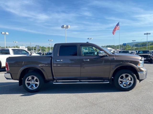 2018 RAM 1500 Laramie Crew Cab 4x4 5'7' Box