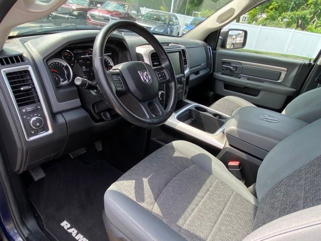 2017 RAM 1500 Big Horn Crew Cab 4x4 6'4' Box
