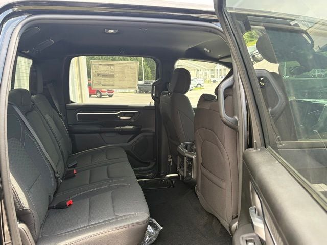 2026 RAM Ram 1500 RAM 1500 BIG HORN QUAD CAB 4X4 6'4' BOX