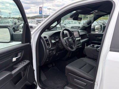 2027 RAM Ram 1500 RAM 1500 TRADESMAN QUAD CAB 4X4 6'4' BOX