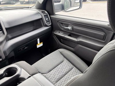 2027 RAM Ram 1500 RAM 1500 TRADESMAN QUAD CAB 4X4 6'4' BOX